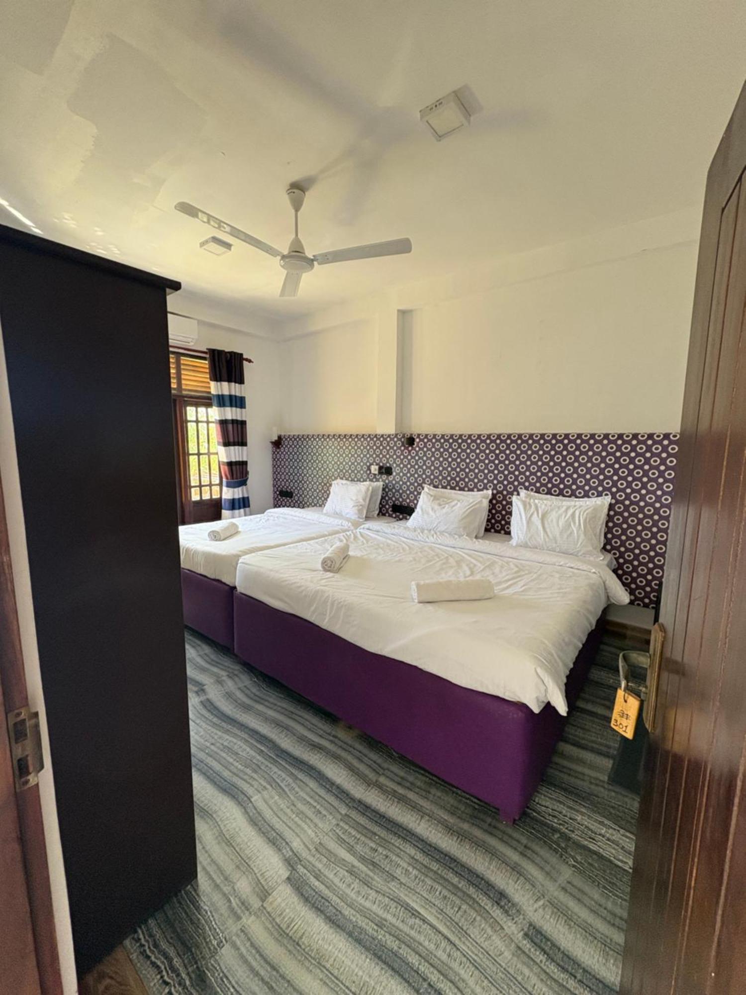 Wake N Flow, Weligama Exterior foto